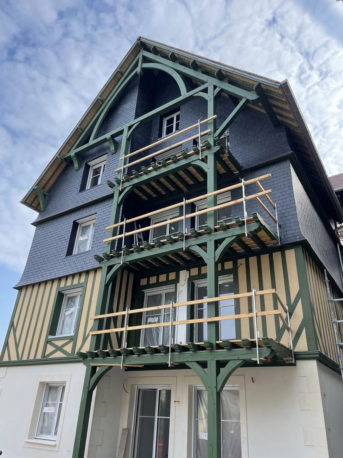 Essentage ardoise en cours — Goujon Vallée